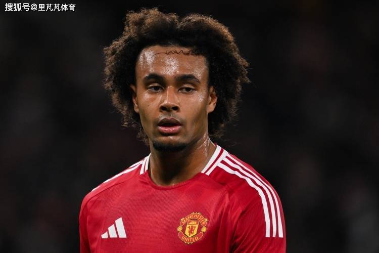 一日英超动向：曼联正在加速卖出替补射手，斯洛特买后卫有新对象